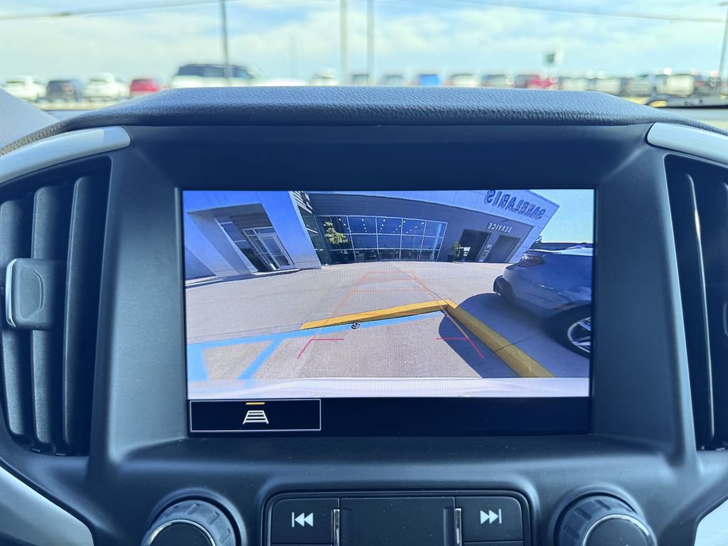 Used 2023 GMC Terrain SLT image 19