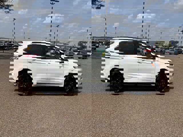 Certified 2024 Ford Edge ST-Line image 5