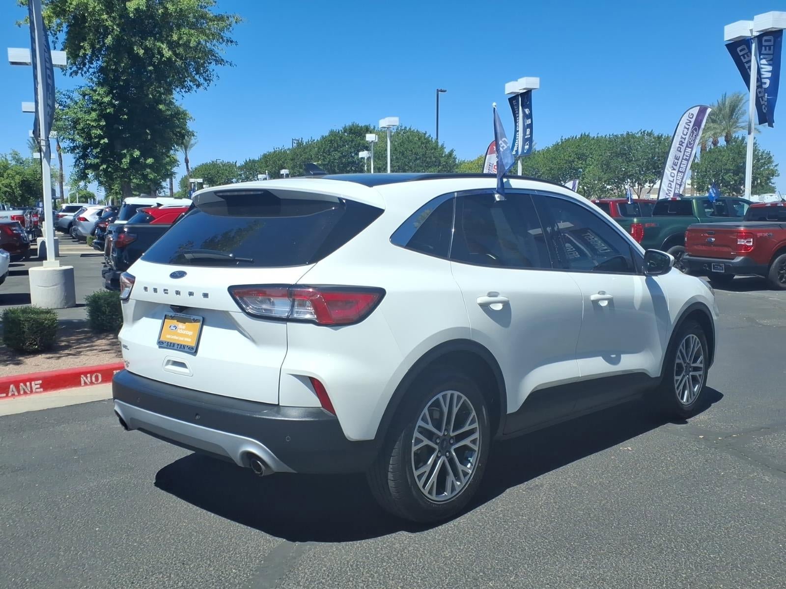 Certified 2022 Ford Escape SEL w/ Technology Package FWD image 4