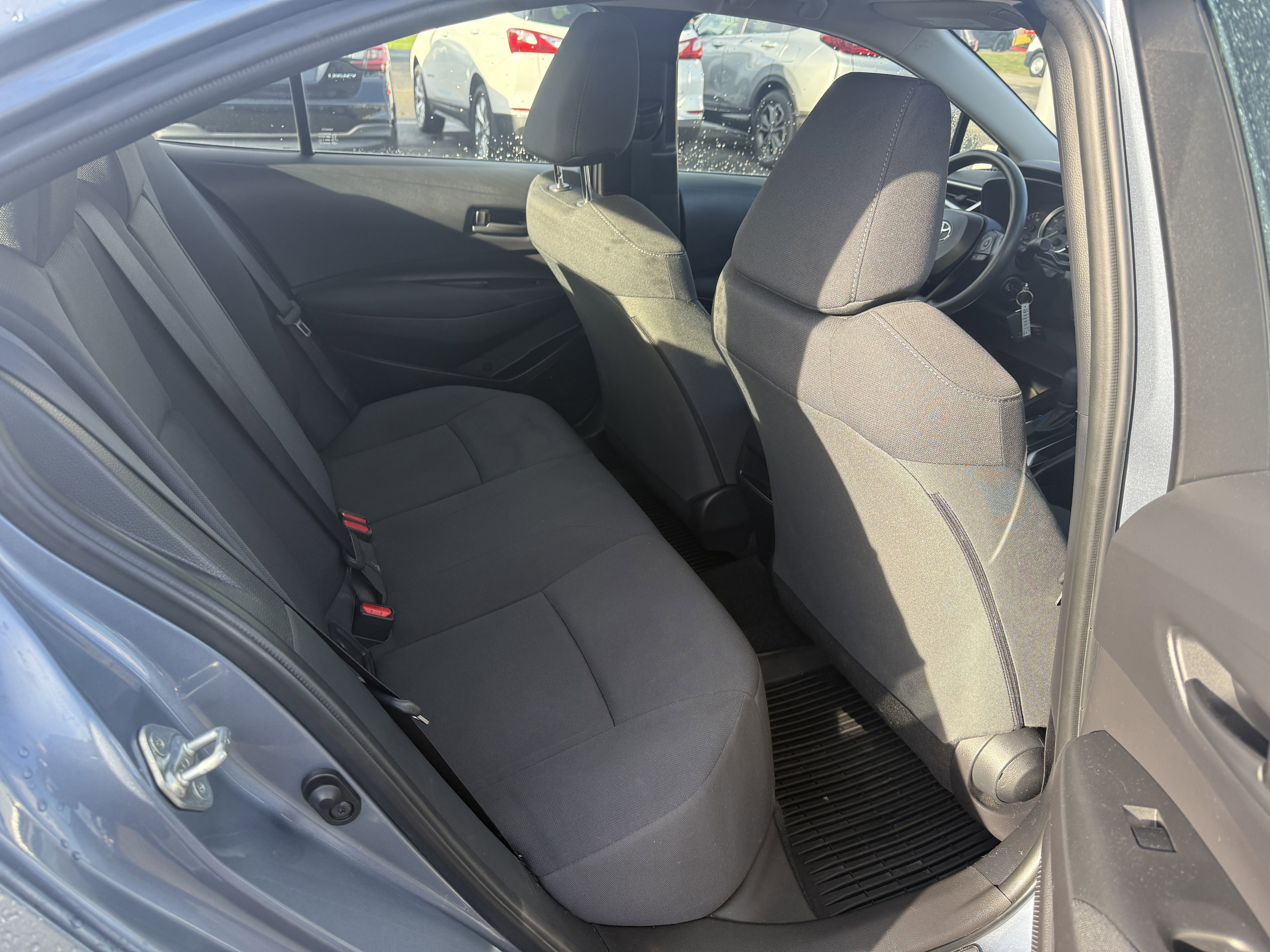 Used 2022 Toyota Corolla LE image 10