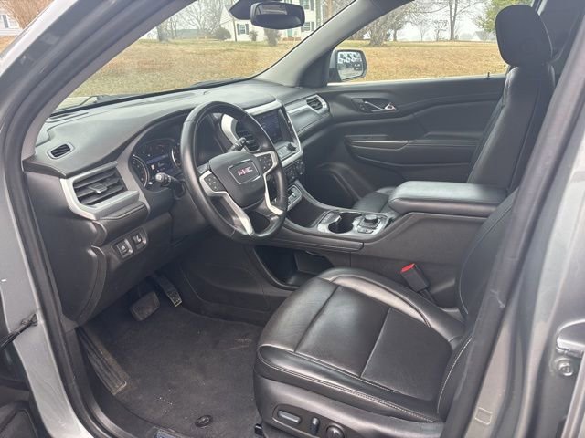 Used 2023 GMC Acadia SLT FWD image 10