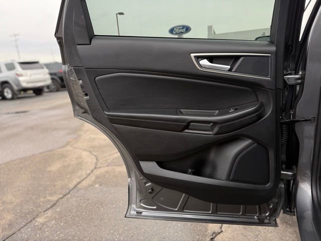 Certified 2024 Ford Edge SEL image 11