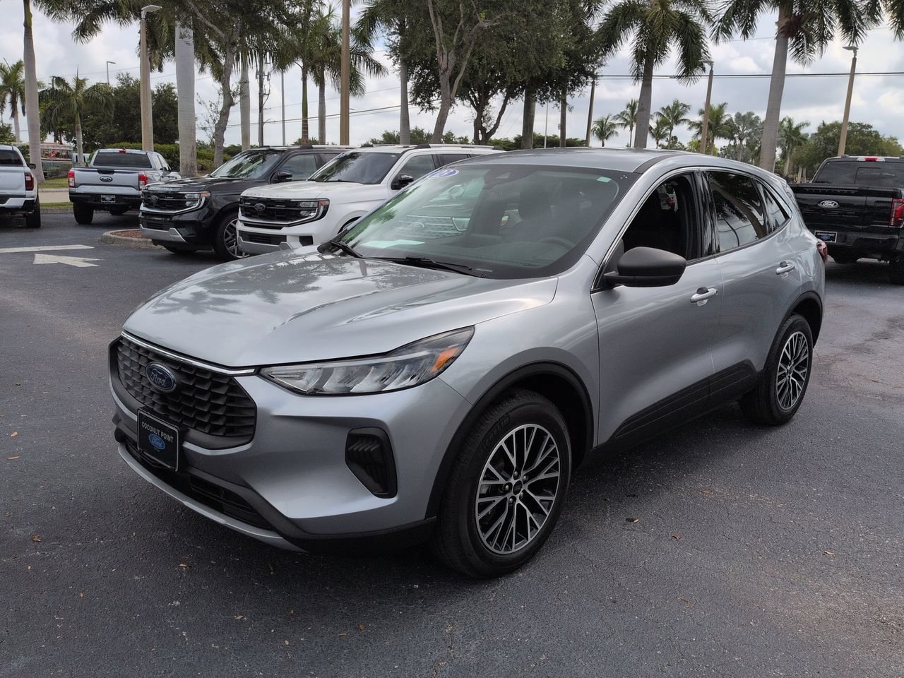Certified 2023 Ford Escape Active AWD/4WD image 8