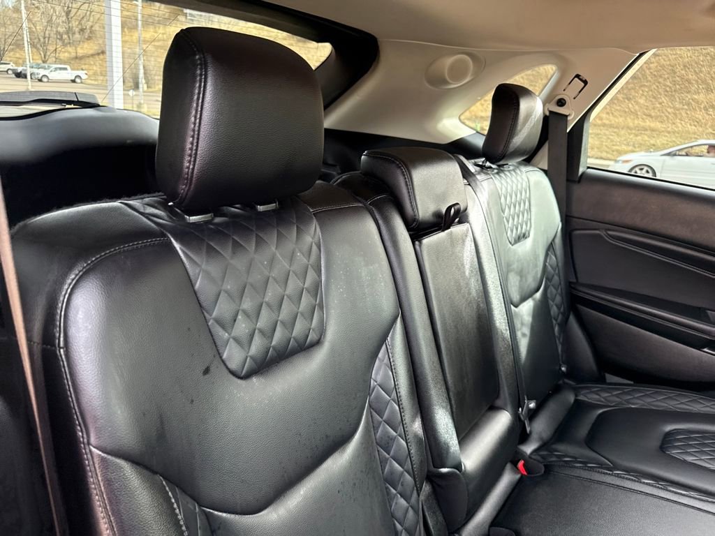 Certified 2024 Ford Edge Titanium AWD/4WD image 25
