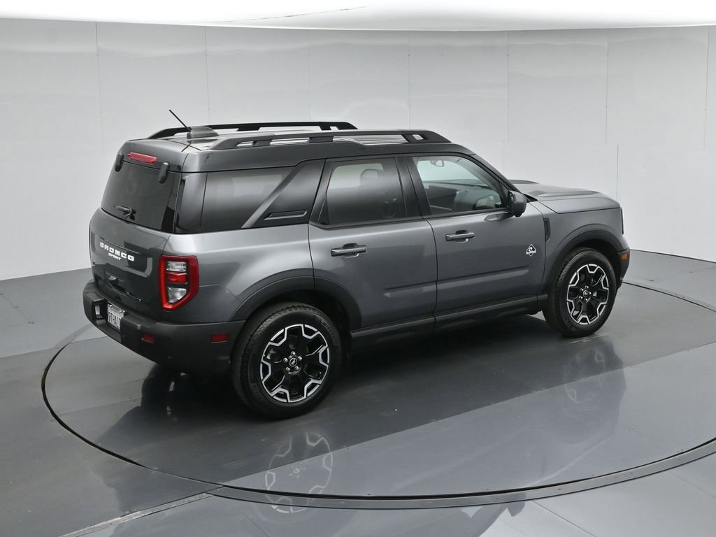 Certified 2025 Ford Bronco Sport Outer Banks w/ Outer Banks Tech Package+ AWD/4WD image 43