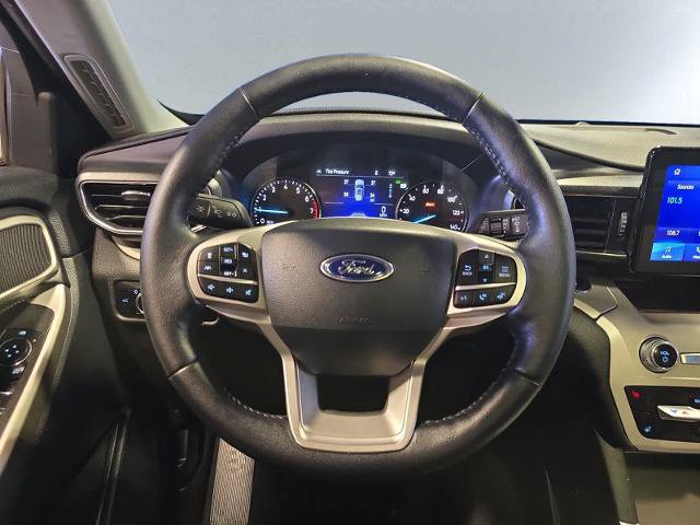 Certified 2023 Ford Explorer XLT w/ Equipment Group 202A AWD/4WD image 17