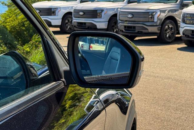 Certified 2021 Ford Explorer Limited w/ Equipment Group 301A image 32