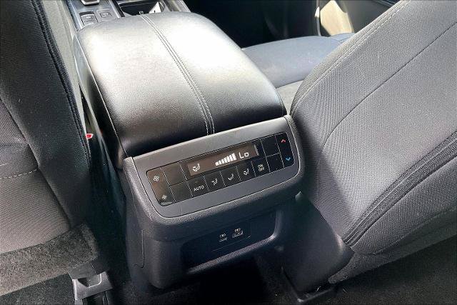 Used 2024 Nissan Pathfinder SV FWD image 34