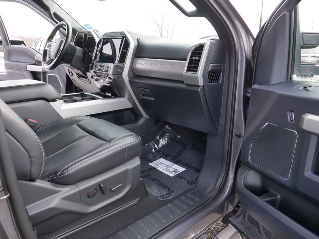 Certified 2022 Ford F250 Lariat w/ Lariat Ultimate Package image 19