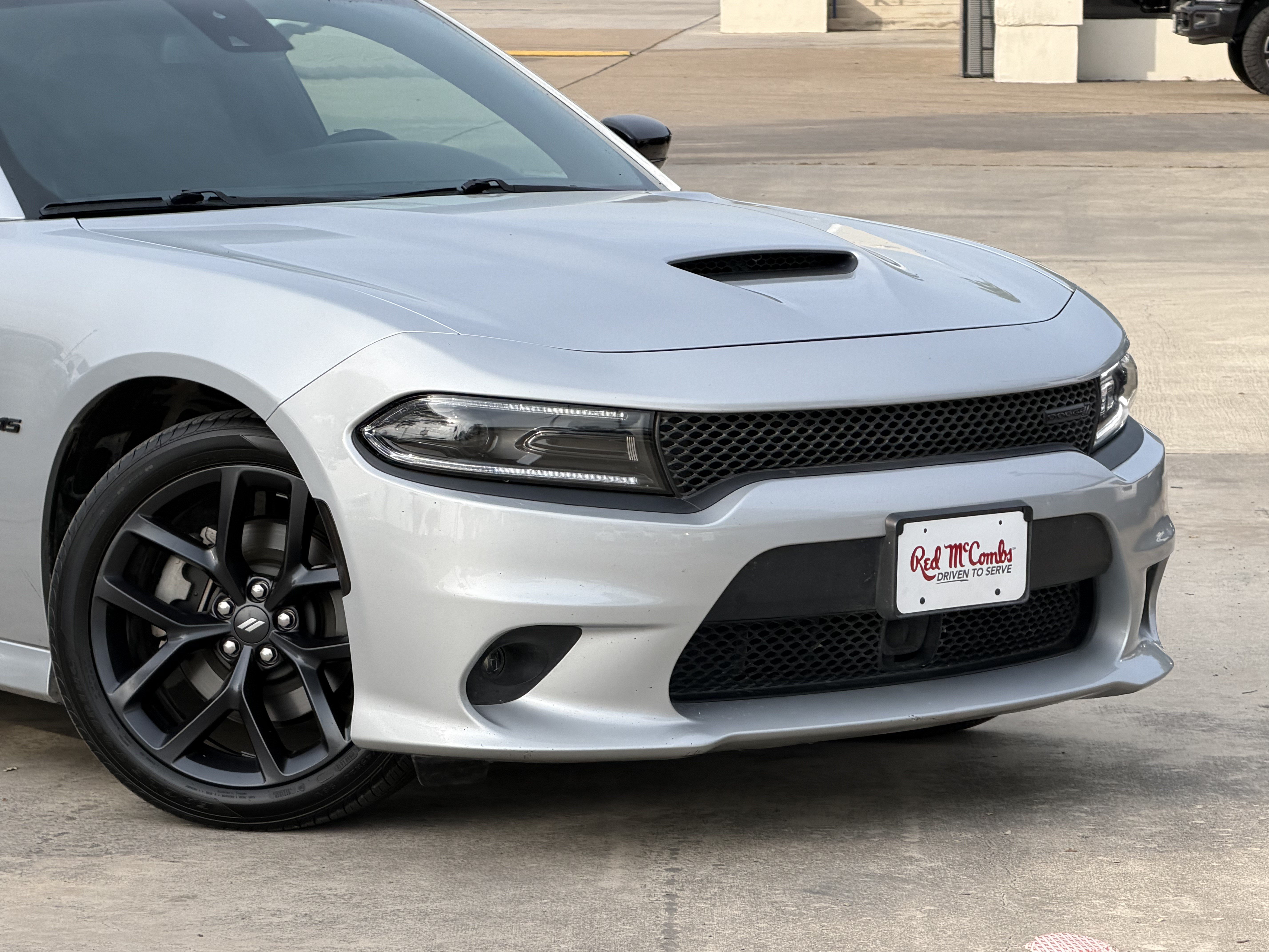 Used 2023 Dodge Charger R/T w/ Plus Group RWD image 2