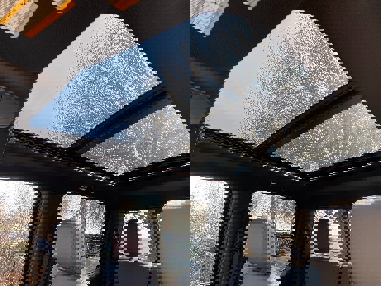 Certified 2025 Ford F150 Lightning Lariat image 31