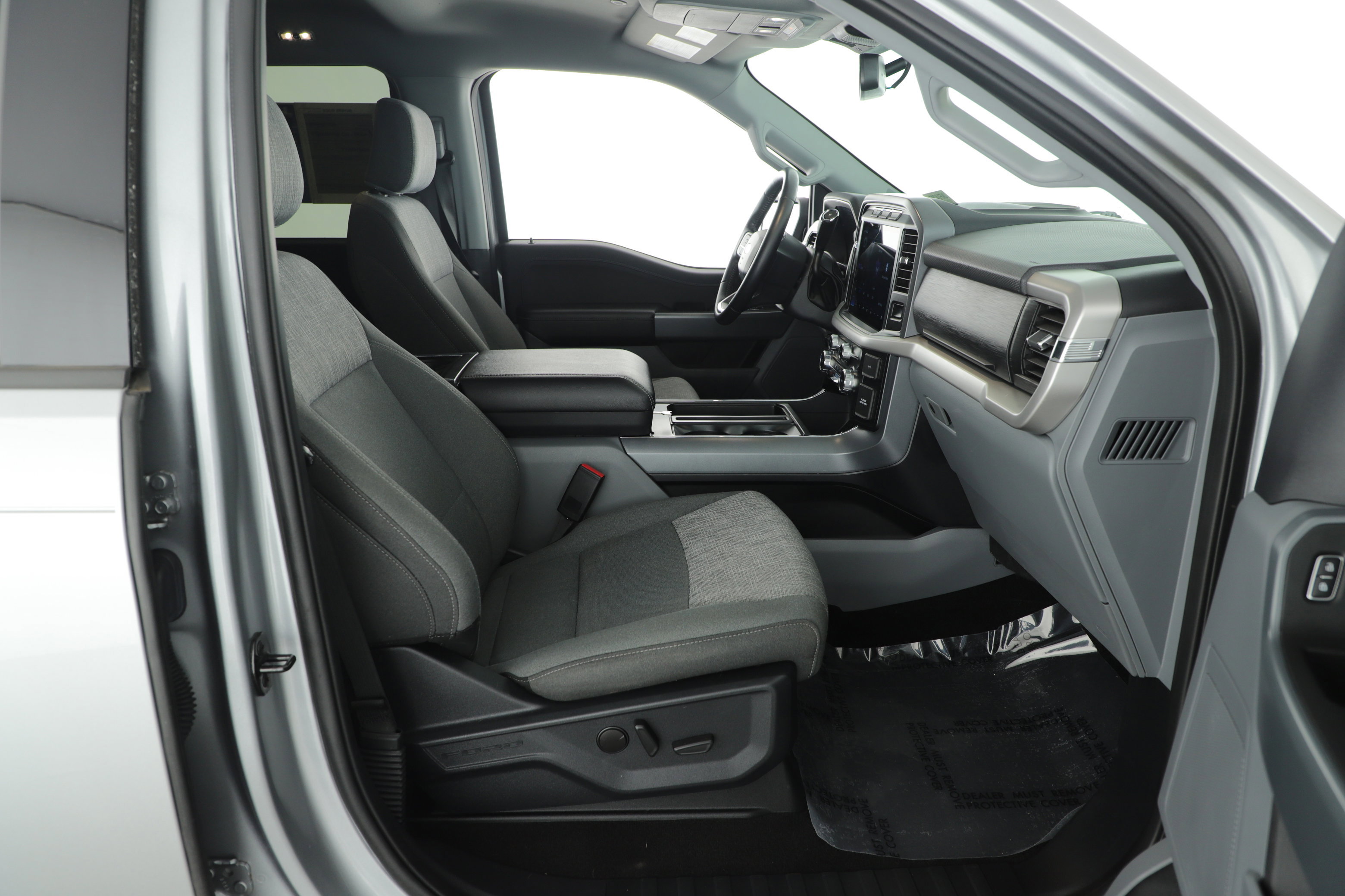 Certified 2022 Ford F150 XLT w/ Equipment Group 302A High image 12