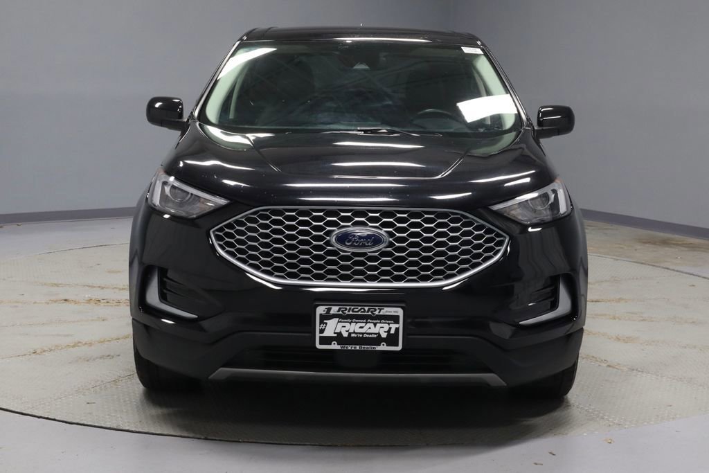 Certified 2024 Ford Edge SEL AWD/4WD image 8