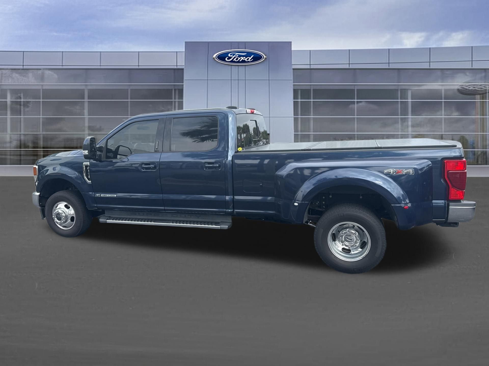 Certified 2020 Ford F350 Lariat w/ Lariat Value Package AWD/4WD image 8