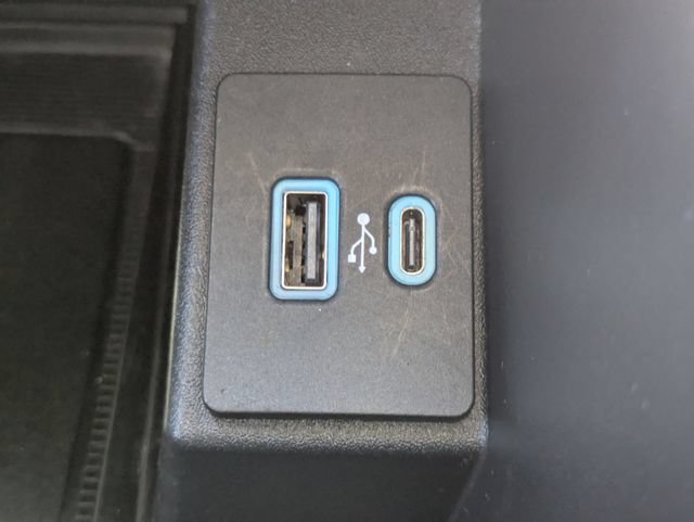 Certified 2022 Ford Edge Titanium AWD/4WD image 20