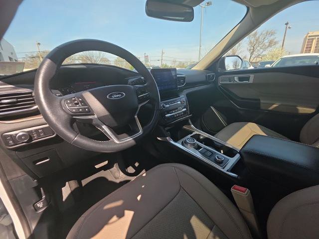 Certified 2020 Ford Explorer Limited w/ Hybrid Equipment Group 310A AWD/4WD image 36