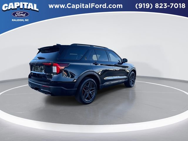 Certified 2025 Ford Explorer ST-Line w/ Premium Package AWD/4WD image 8