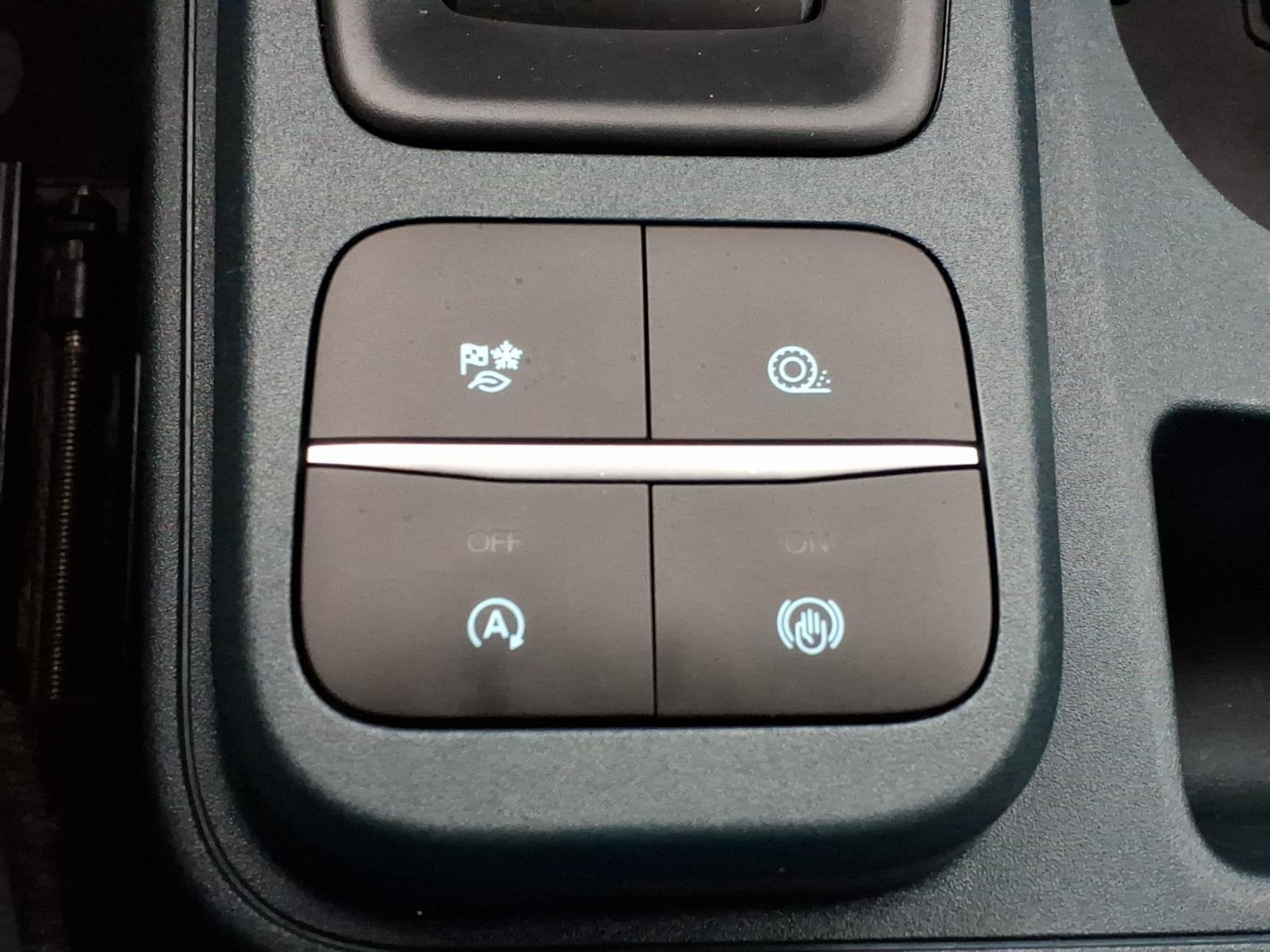 Certified 2023 Ford Maverick Lariat w/ Lariat Luxury Package AWD/4WD image 21