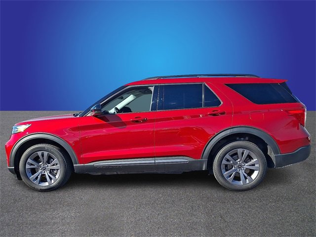 Certified 2024 Ford Explorer XLT w/ Equipment Group 202A image 7