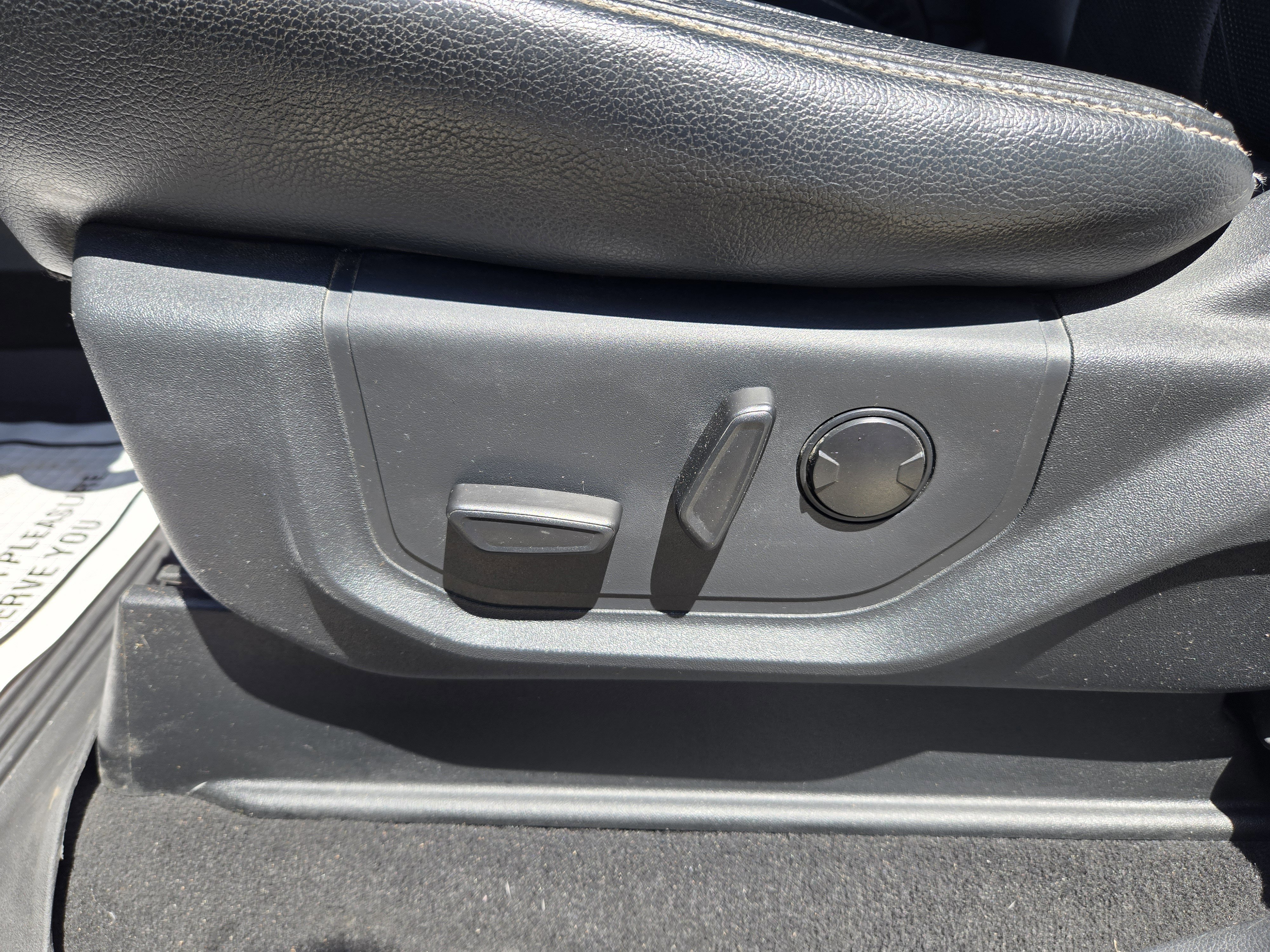 Certified 2022 Ford F350 Lariat w/ Lariat Ultimate Package image 20