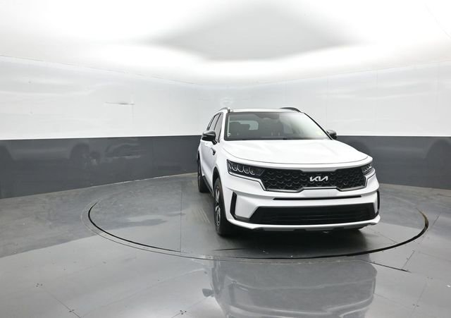Used 2022 Kia Sorento S w/ Panoramic Sunroof Package FWD image 2