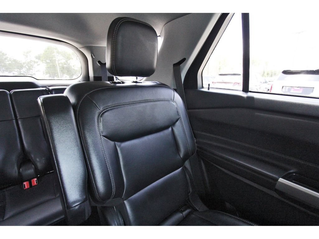 Certified 2023 Ford Explorer XLT w/ Equipment Group 202A RWD image 13