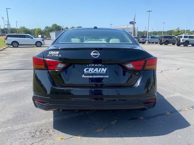 Used 2025 Nissan Altima 2.5 SV FWD image 6
