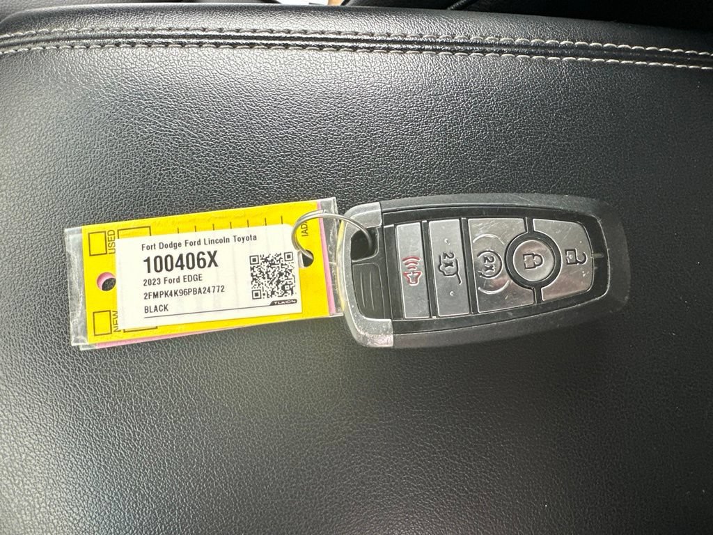 Certified 2023 Ford Edge Titanium AWD/4WD image 47