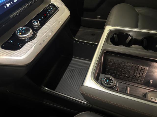 Certified 2025 Ford Expedition Active RWD image 32