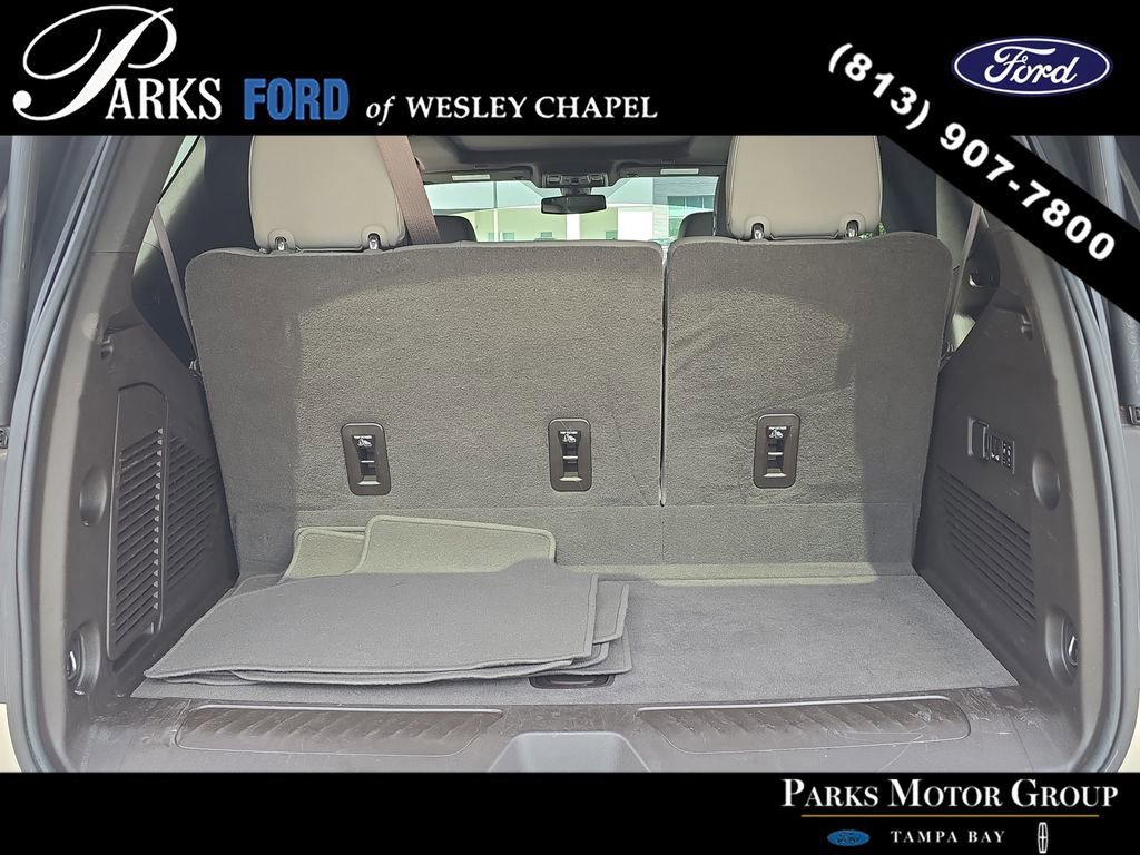 Used 2021 GMC Yukon SLT w/ SLT Luxury Plus Package AWD/4WD image 8