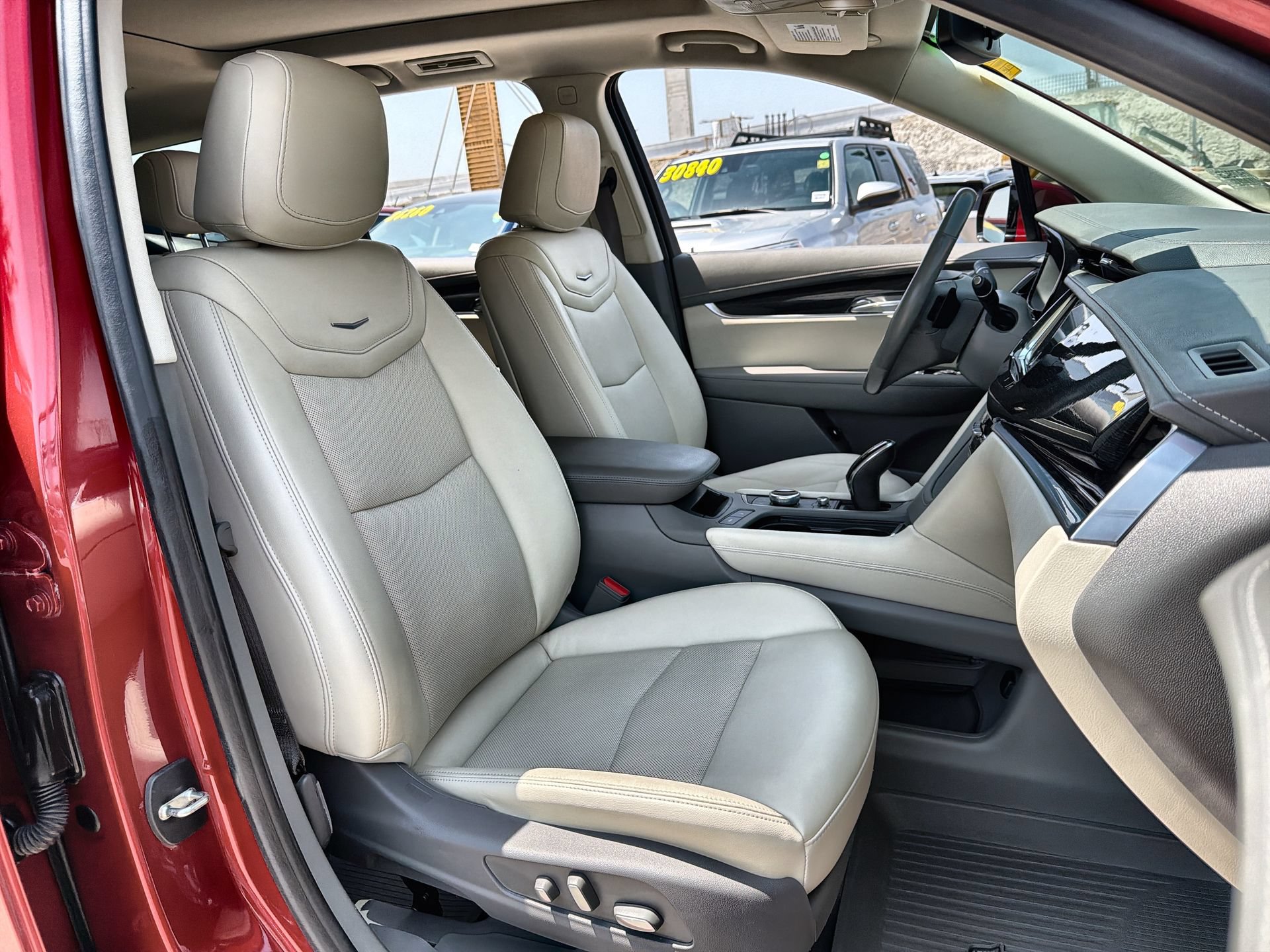 Used 2021 Cadillac XT6 Premium Luxury FWD image 25