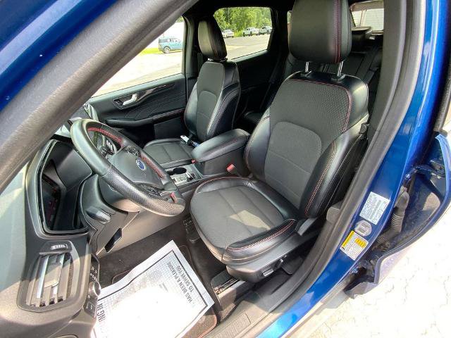 Certified 2023 Ford Escape ST-Line w/ Tech Pack #1 AWD/4WD image 11