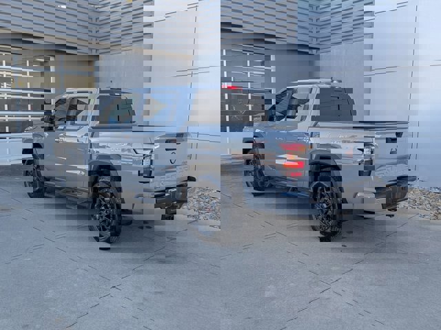 Used 2023 Nissan Frontier PRO-4X w/ Pro-4X Premium Package image 3