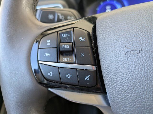 Certified 2022 Ford Explorer Platinum w/ Equipment Group 601A image 25