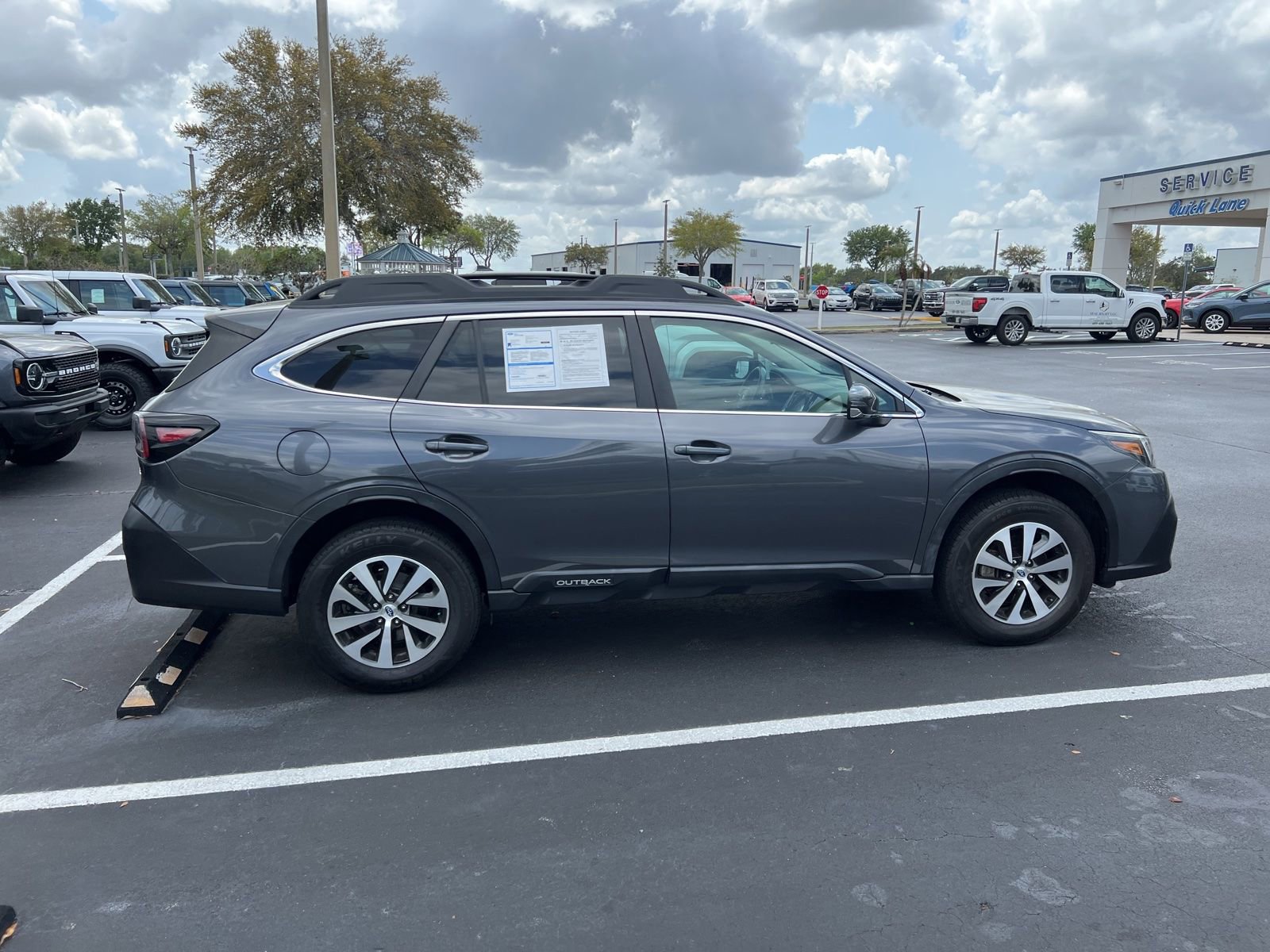 Used 2021 Subaru Outback Premium image 37
