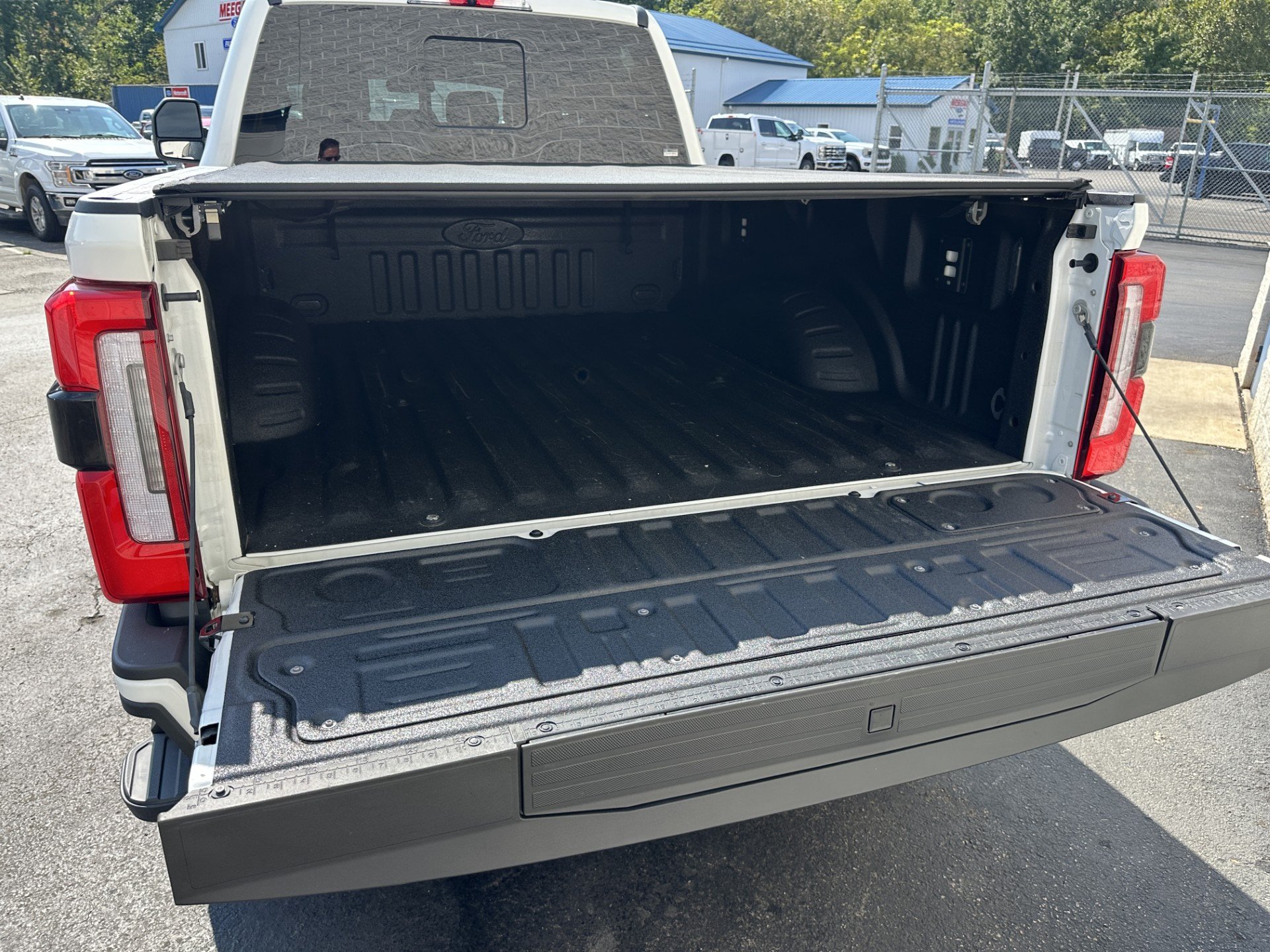 Certified 2026 Ford F250 Platinum AWD/4WD image 7