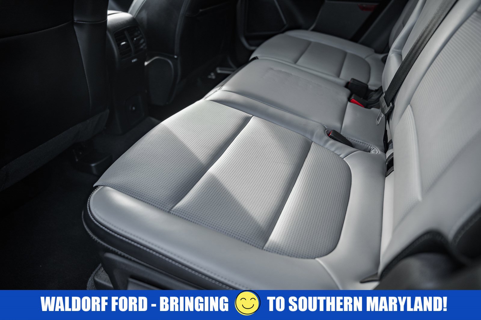 Certified 2023 Ford Escape Platinum image 36