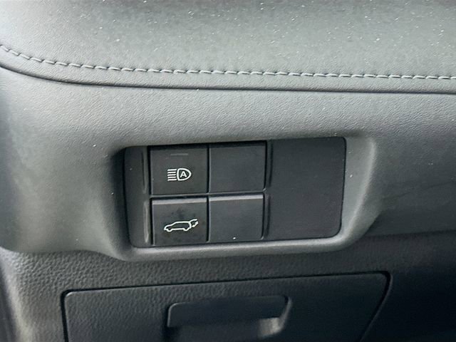 Used 2022 Toyota Highlander XLE image 16