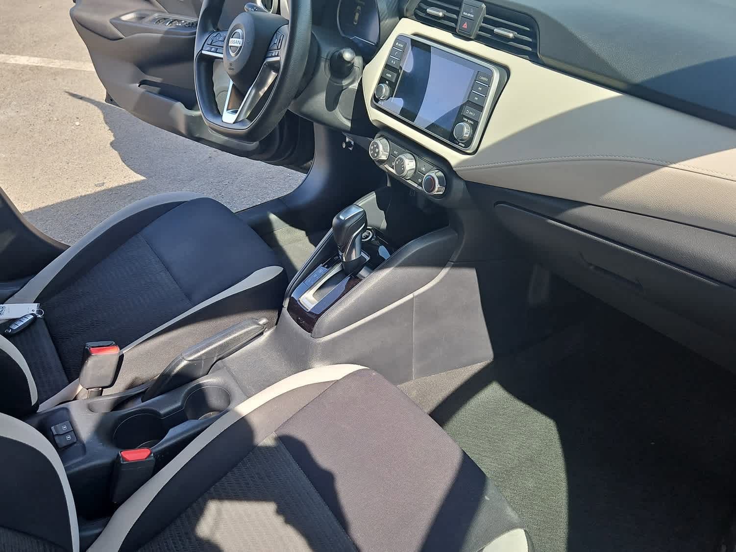 Used 2021 Nissan Versa SV image 13