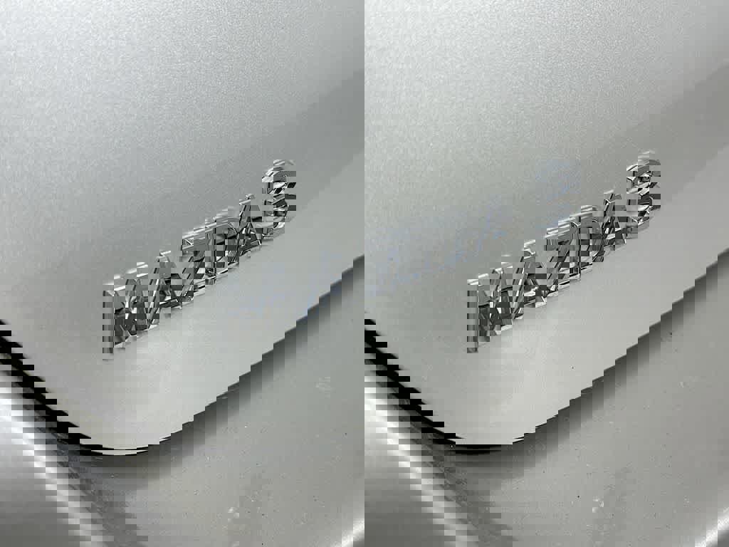 Used 2025 MAZDA MAZDA3 s image 10