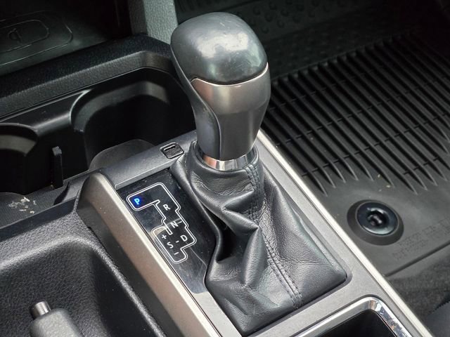 Used 2019 Toyota Tacoma Limited image 17