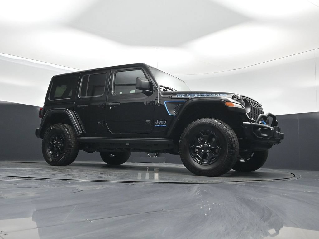 Used 2023 Jeep Wrangler Unlimited Rubicon 4xe AWD/4WD image 4