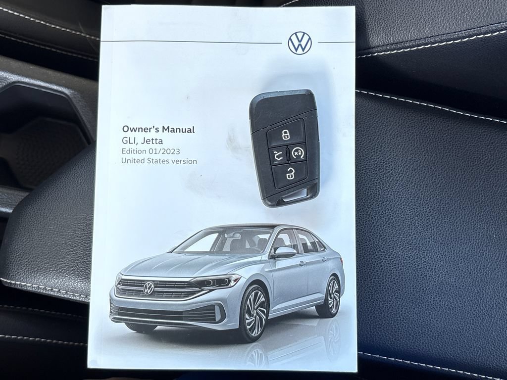 Used 2023 Volkswagen Jetta SE FWD image 18
