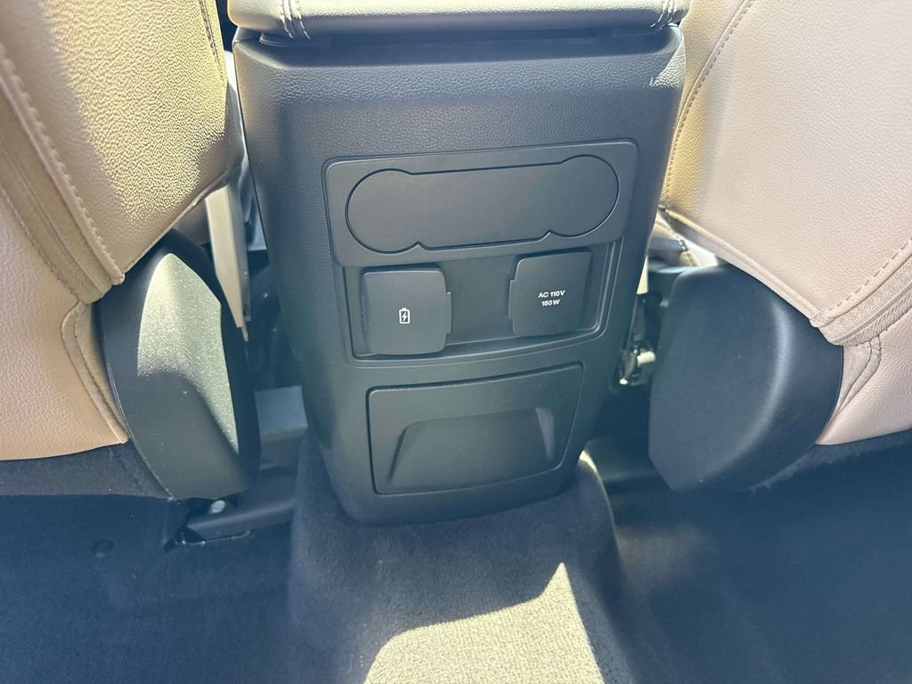 Certified 2022 Ford Explorer Limited w/ Equipment Group 301A RWD image 18