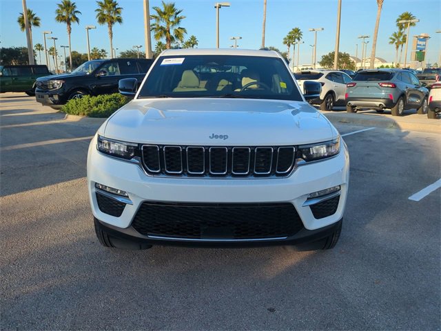 Used 2025 Jeep Grand Cherokee Limited w/ Trailer Tow Package image 9