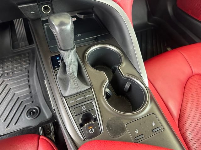 Used 2022 Toyota Camry XSE FWD image 21
