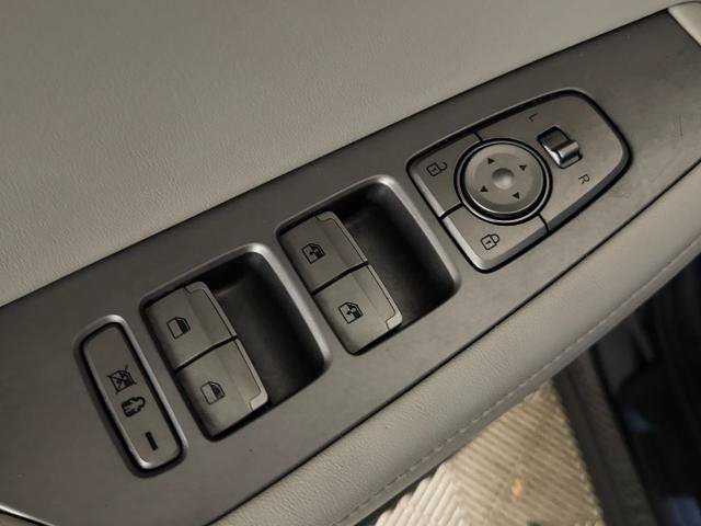 Used 2021 Hyundai Palisade SEL w/ Premium Package FWD image 17