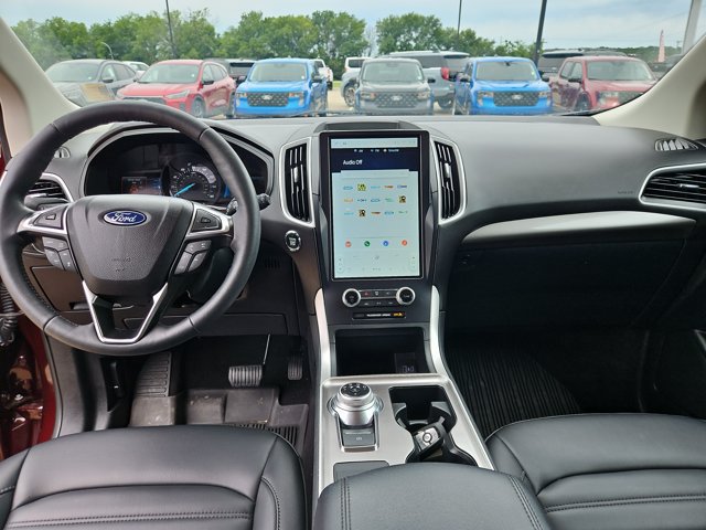 Certified 2024 Ford Edge SEL w/ Convenience Package AWD/4WD image 15