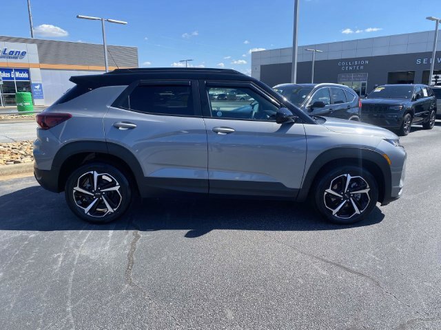 Used 2023 Chevrolet TrailBlazer RS w/ Convenience Package FWD image 8