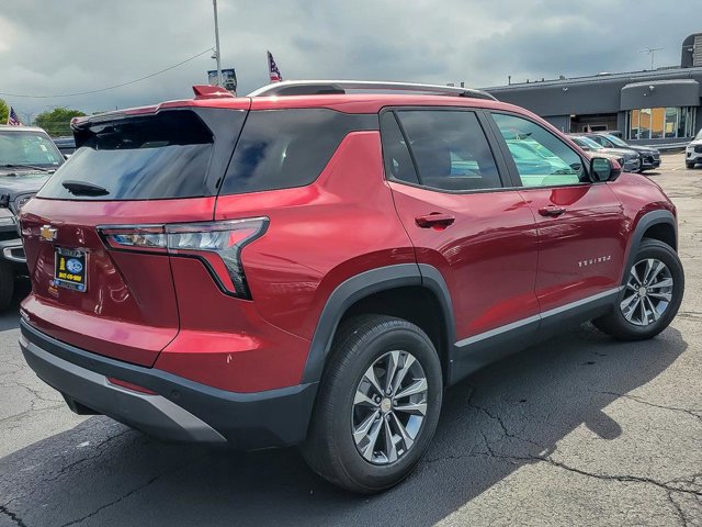 Used 2025 Chevrolet Equinox LT w/ Convenience Package II image 5